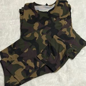 Camo set tee and leggings fashion nova